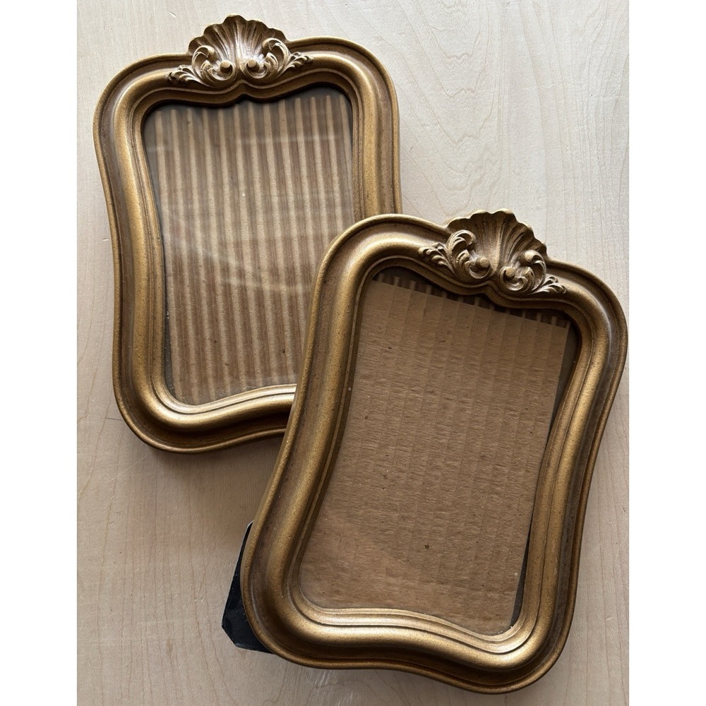 Vtg Intercraft Picture Frame LOT of 2 ICC 5 x 7 Carved Faux Wood Rococo Curved